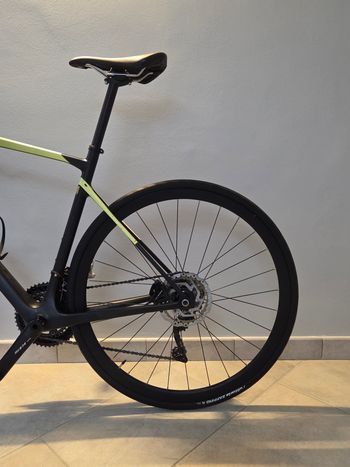 Used CUBE ATTAIN GTC RACE 2021 2021 Road & Gravel — image 4 of 11