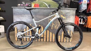 Brugt Lapierre Zesty AM 4.9 2022 2022 Mountainbike — billede 1 af 3