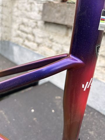 Specialized Tarmac Frameset 2024 Road & Gravel usato, Viola — immagine 10 di 12