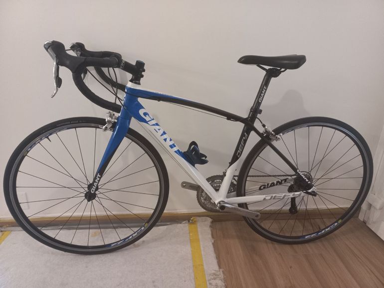 Used Giant Defy Shimano Sora 2010 Road & Gravel, Blue — image 2 of 4