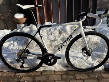 Brugt Factor O2 Shimano 105 2024 Road & Gravel