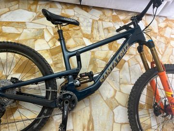 Used Santa Cruz Nomad Shimano Deore XT Di2 2018 Mountainbike, Blue, 27.5 (650B) — image 1 of 4