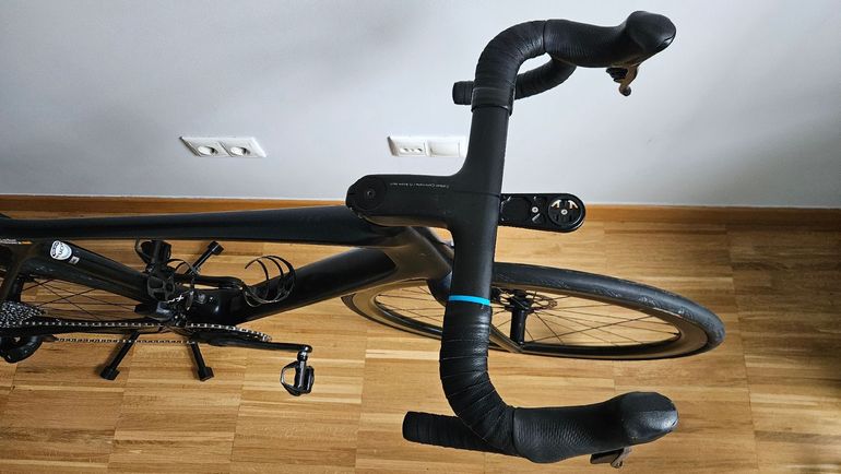 Used Giant TCR Advanced SL Disc 1 2022 2022 Road & Gravel, Black — image 4 of 5