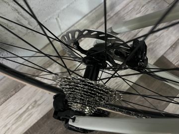 Tweedehands Cannondale Synapse Carbon 4 2026 2026 Road & Gravel — afbeelding 3 van 17