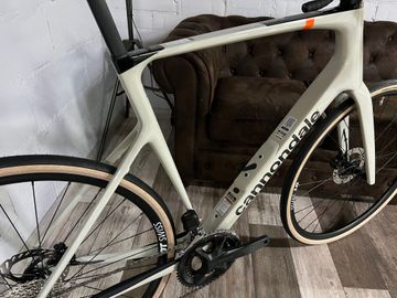 Tweedehands Cannondale Synapse Carbon 4 2026 2026 Road & Gravel — afbeelding 2 van 17