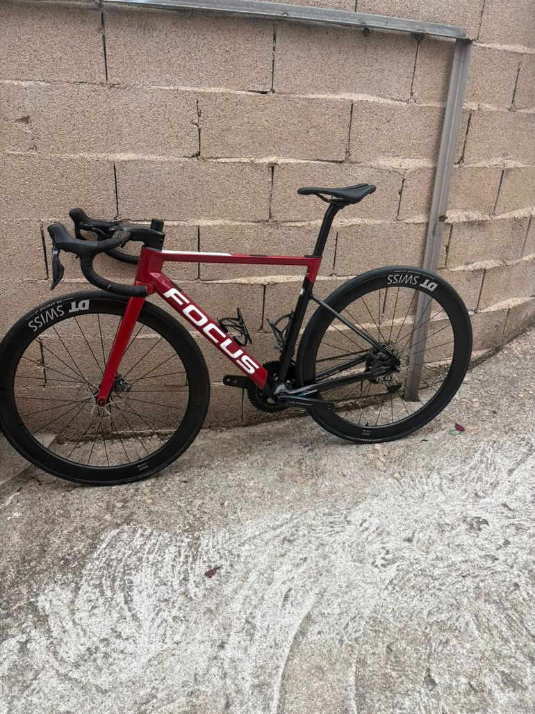 Used Focus IZALCO MAX DISC 9.6 2021 2021 Road & Gravel, Red — image 8 of 8