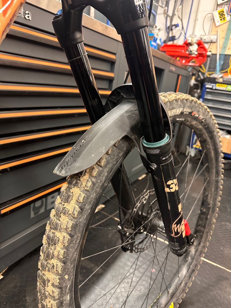 Brugt Orbea RALLON M10 2024 2024 Mountainbike — billede 10 af 21