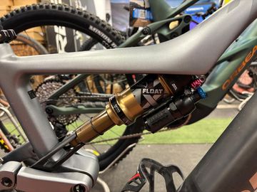 Orbea RISE M10 2024 2024 Mountainbike usato, Nero — immagine 3 di 8