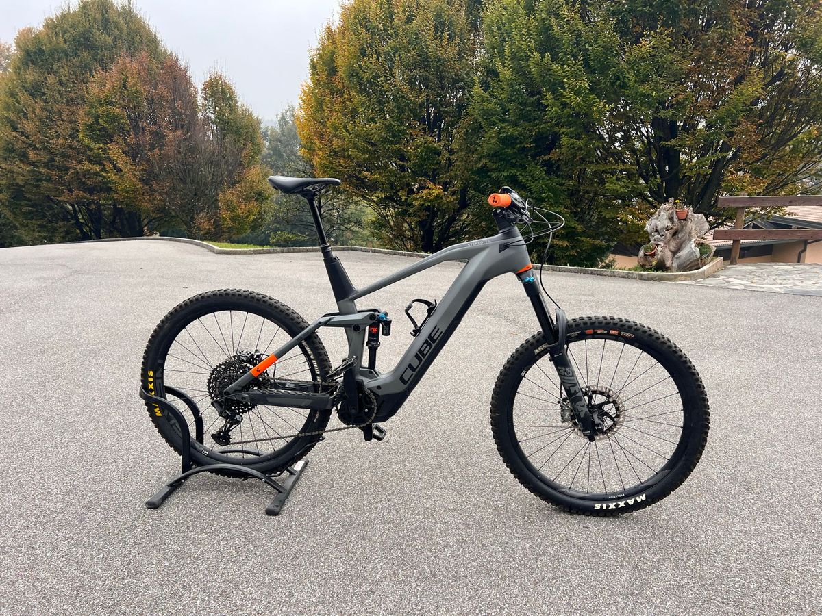 hardtail e bike cube Ella Ride Hybrid 500 Size:Queen Sportsachen Aufbewahrung Category:MTB Cross Hardtail_Aluminium