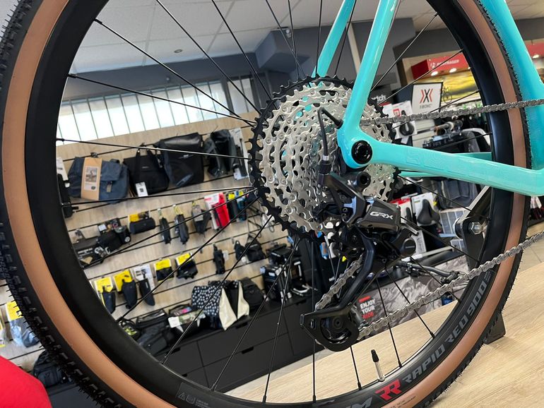 Used Bianchi Arcadex COMP GRX 610/822 disc 2025 2025 Road & Gravel, Green — image 3 of 6