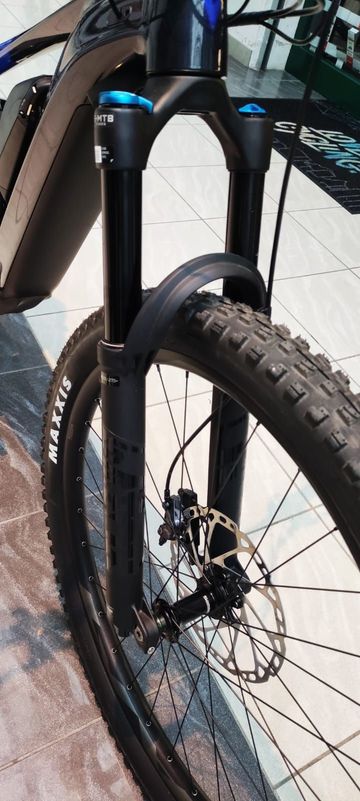 Used Giant Trance X E+ 1 2023 2023 Mountainbike, Blue, 29 — image 9 of 16