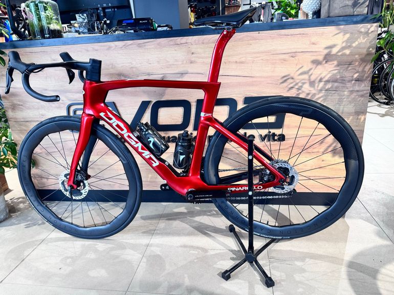 Used Pinarello DOGMA F DURA ACE Di2 2025 2025 Road & Gravel, Red — image 2 of 4
