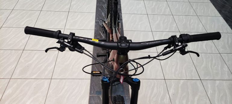 Used Giant Trance X E+ 2 2023 2023 Mountainbike, Light Gray, 29 — image 12 of 18