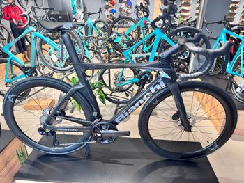 Bianchi, Oltre Shimano Ultegra Di2