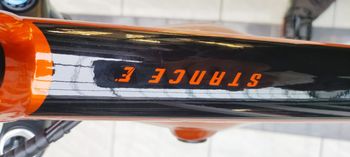 Used Giant Stance E+ 2 2022 2022 Mountainbike, Orange, 29 — image 7 of 15