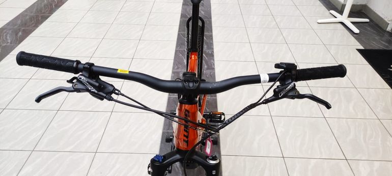 Used Giant Stance E+ 2 2022 2022 Mountainbike, Orange, 29 — image 12 of 15