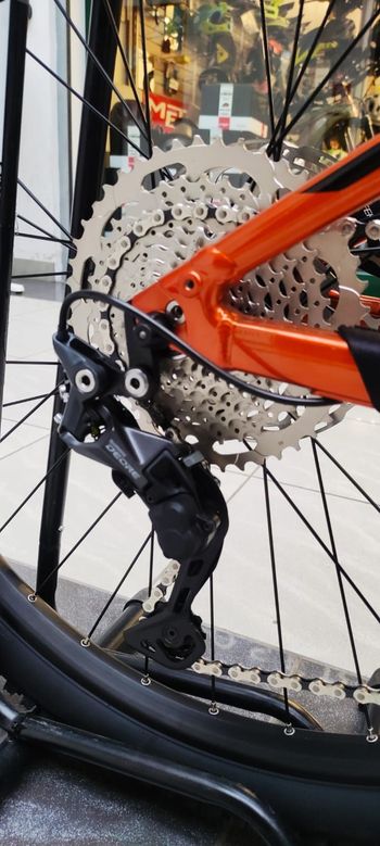 Used Giant Stance E+ 2 2022 2022 Mountainbike, Orange, 29 — image 13 of 15