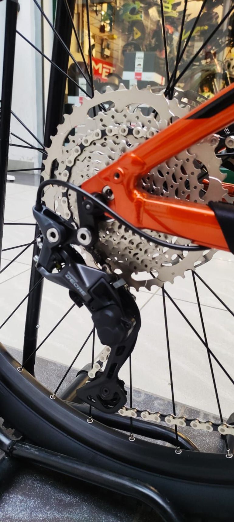 Used Giant Stance E+ 2 2022 2022 Mountainbike, Orange, 29 — image 13 of 15