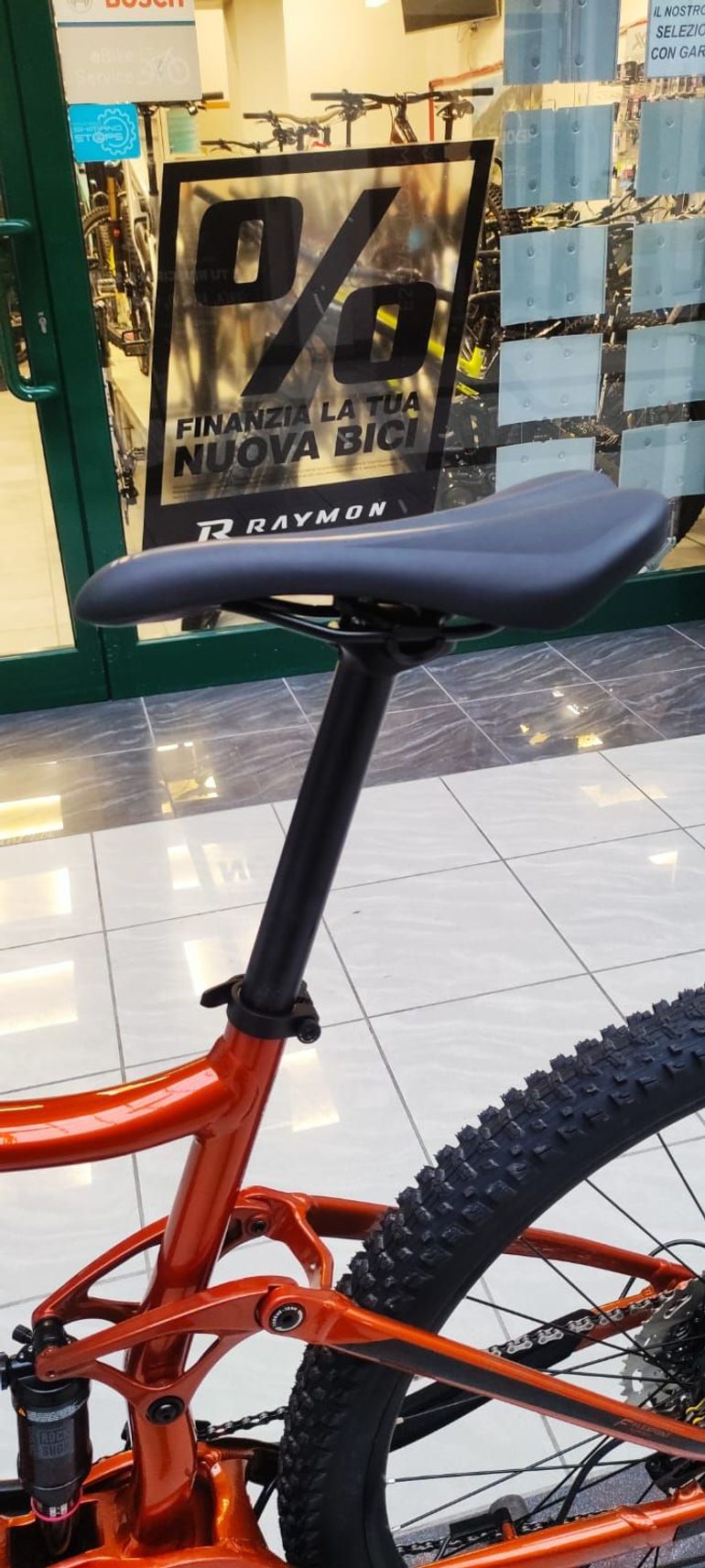 Used Giant Stance E+ 2 2022 2022 Mountainbike, Orange, 29 — image 5 of 15