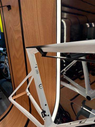 BMC Teammachine SLR 01 MOD 2024 Frameset 2024 Road & Gravel d'occasion — image 20 sur 25
