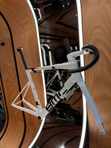 BMC Teammachine SLR 01 MOD 2024 Frameset 2024 Road & Gravel d'occasion — image 2 sur 25