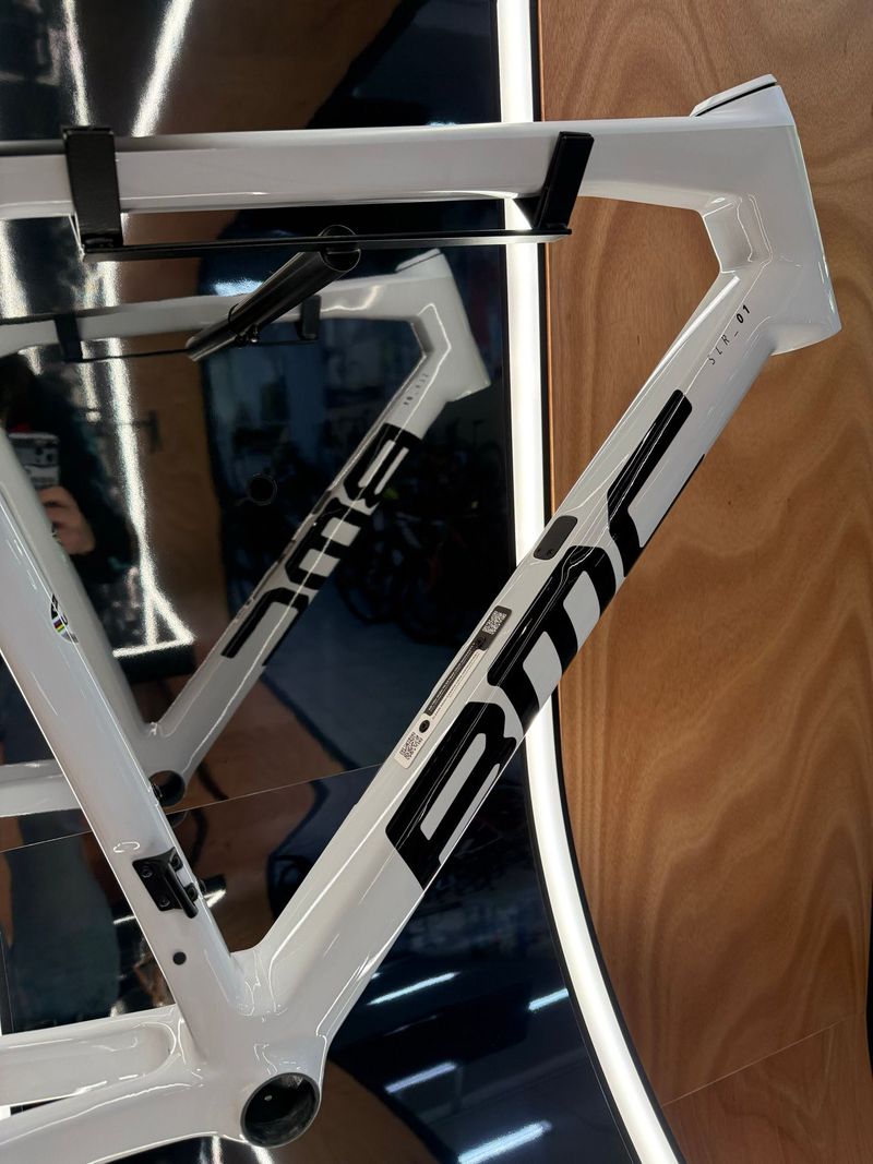 BMC Teammachine SLR 01 MOD 2024 Frameset 2024 Road & Gravel d'occasion — image 24 sur 25