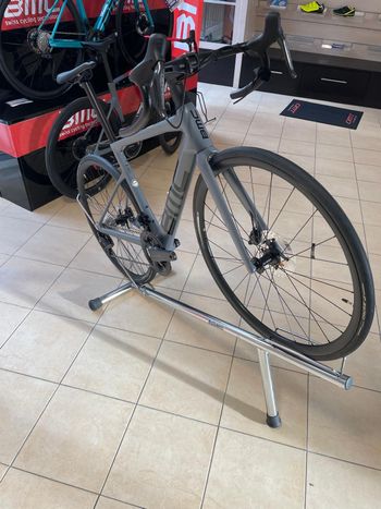Used BMC BMC Teammachine SLR Two Ultegra Di2 2026 Road & Gravel — image 2 of 6