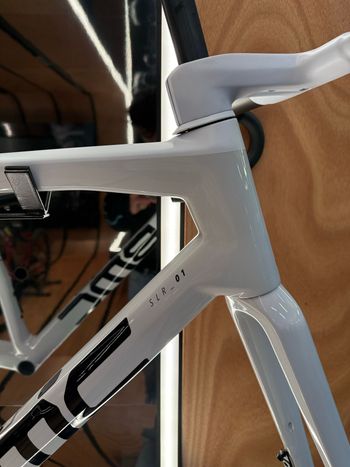 Used BMC Teammachine SLR 01 MOD 2024 Frameset 2024 Road & Gravel — image 4 of 25