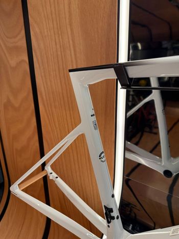 Used BMC Teammachine SLR 01 MOD 2024 Frameset 2024 Road & Gravel — image 10 of 25