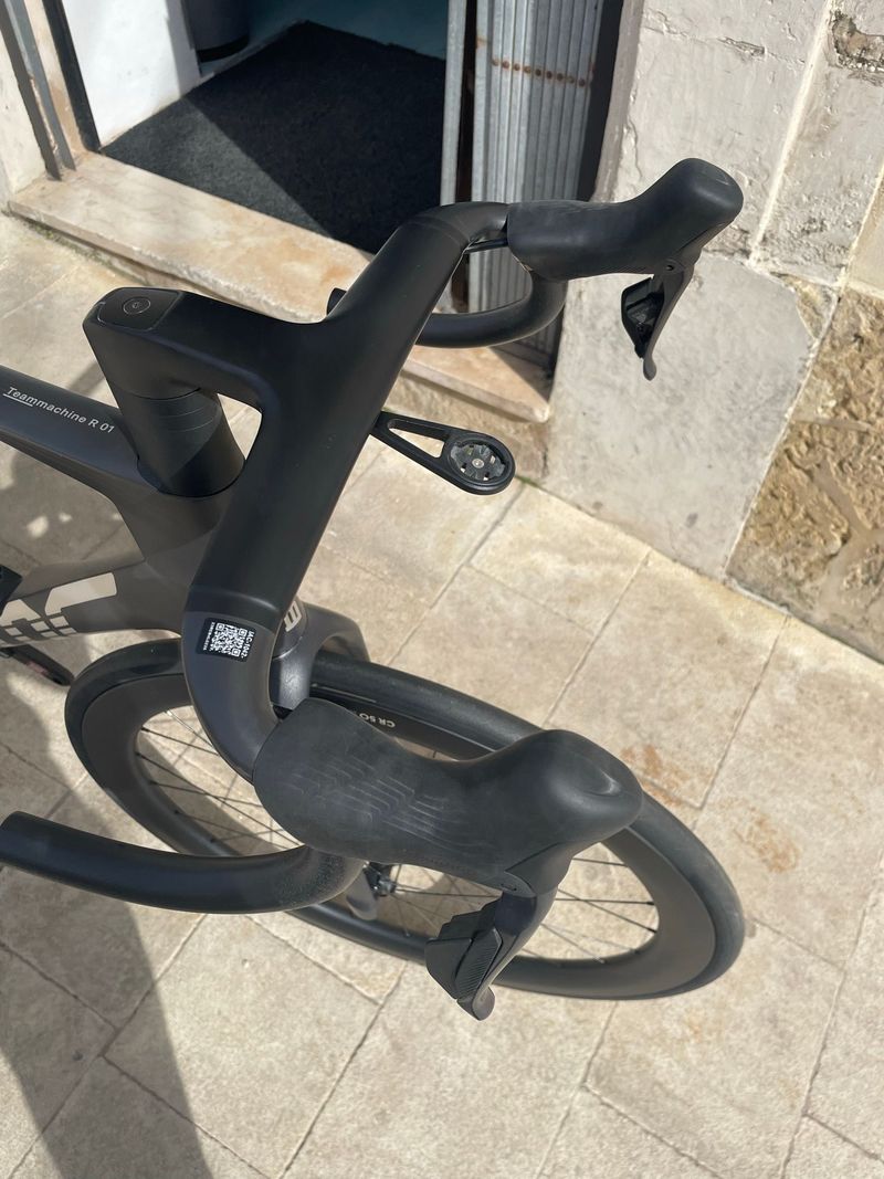 BMC Teammachine R01 Four 2026 Road & Gravel usato, Nero — immagine 9 di 10
