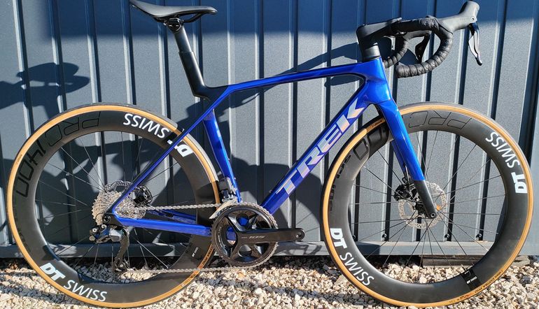 Used Trek SL5 Gen8 Shimano 105 Di2 2025 Road & Gravel, Blau — image 1 of 15