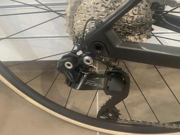 Tweedehands BMC Roadmachine FIVE 2023 2023 Road & Gravel — afbeelding 2 van 5