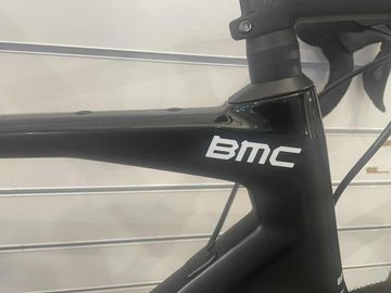 Tweedehands BMC Roadmachine FIVE 2023 2023 Road & Gravel — afbeelding 4 van 5