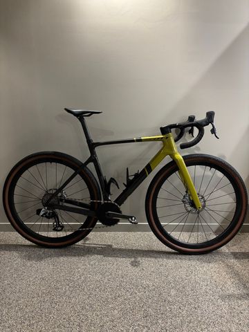 Used Scott Addict Gravel Tuned 2023 Road & Gravel