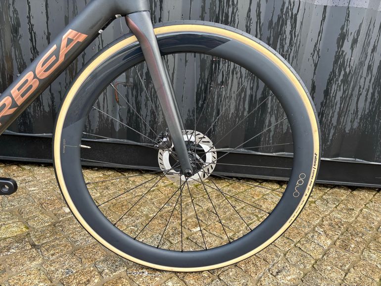 Used Orbea ORCA M20iLTD PWR 2025 2025 Road & Gravel — image 3 of 6