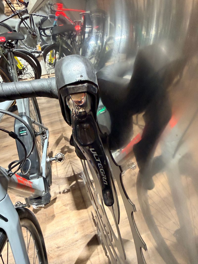 Używany BMC Alpenchallenge AMP SPORT THREE DB 2021 2021 Urban & Touring