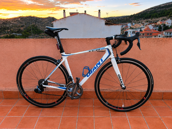 Używany Giant TCR Advanced 2 2018 2018 Road & Gravel