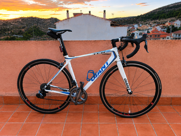 Gebrauchtes Giant TCR Advanced 2 2018 2018 Road & Gravel