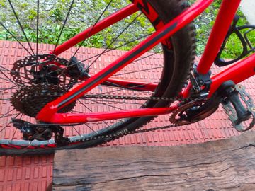 Orbea Alma Shimano Deore XT 2017 Mountainbike usato, Rosso — immagine 3 di 17