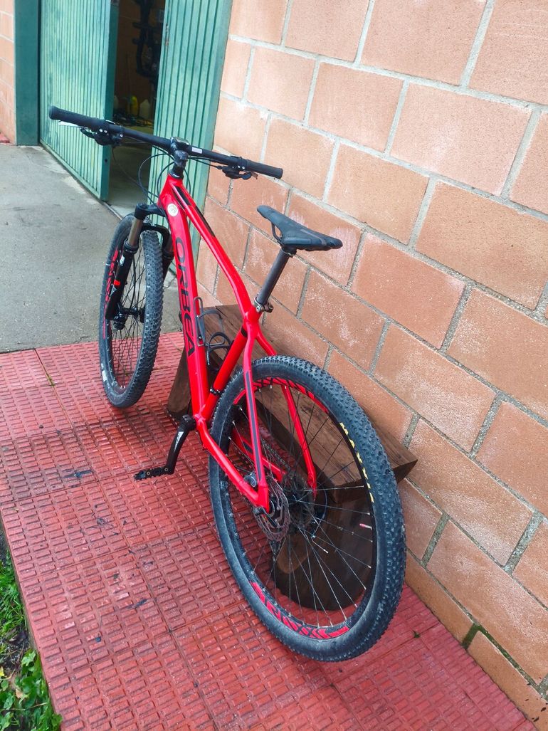 Used Orbea Alma Shimano Deore XT 2017 Mountainbike, Rot — image 11 of 17