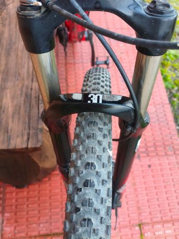 Used Orbea Alma Shimano Deore XT 2017 Mountainbike, Rot — image 6 of 17