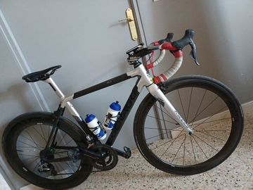 Colnago C64 Shimano Ultegra Di2 2019 Road & Gravel usato, Grigio chiaro — immagine 2 di 4