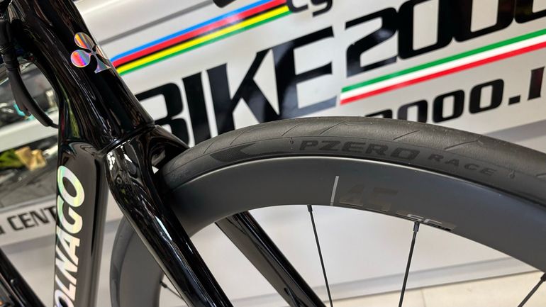 Used Colnago V4RS 2026 Road & Gravel, Nero — image 3 of 5