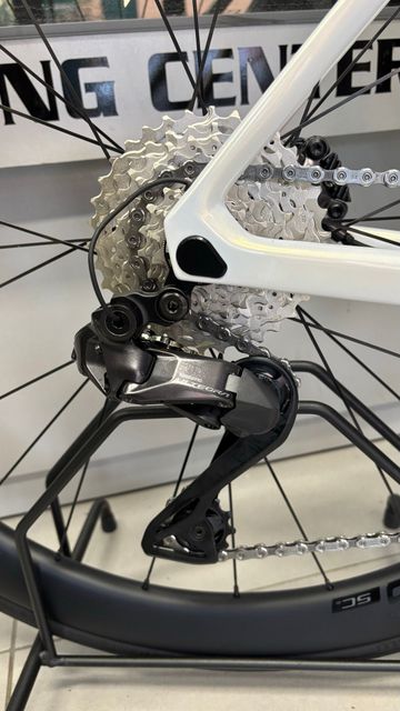 Tweedehands Colnago V4RS 2026 Road & Gravel — afbeelding 4 van 5