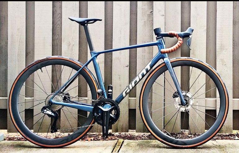Giant TCR Advanced Pro 0 Di2 2025 2025