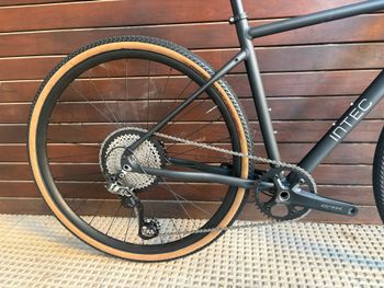 Used Intec Gravel Alu 2025 Road & Gravel, Negro — image 2 of 4