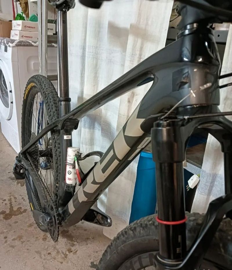 Used Trek Procaliber 9.7 2021 2021 Mountainbike, Black, 29 — image 6 of 6