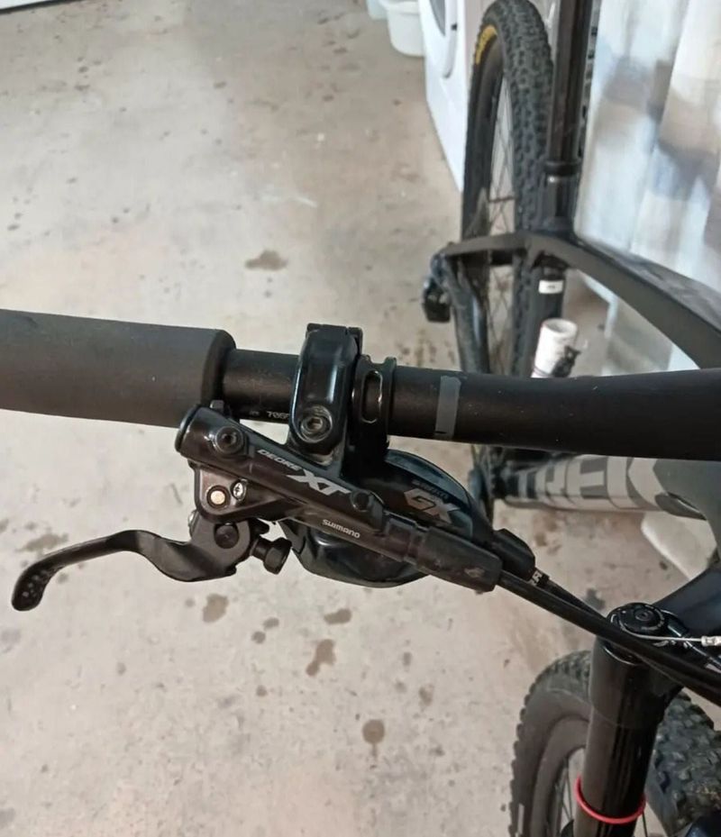 Used Trek Procaliber 9.7 2021 2021 Mountainbike, Black, 29 — image 2 of 6