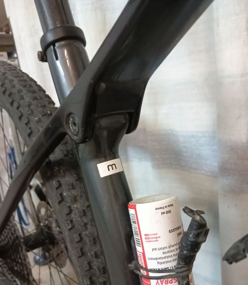 Used Trek Procaliber 9.7 2021 2021 Mountainbike, Black, 29 — image 4 of 6