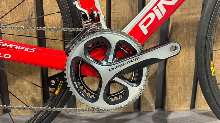 Used Pinarello Pinarello Dogma F10 Shimano Dura-Ace 11v 2019 Road & Gravel, Red — image 2 of 17
